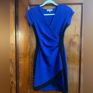 Women’s blue and black Crave Fame by Almost Famous short sleeve dress